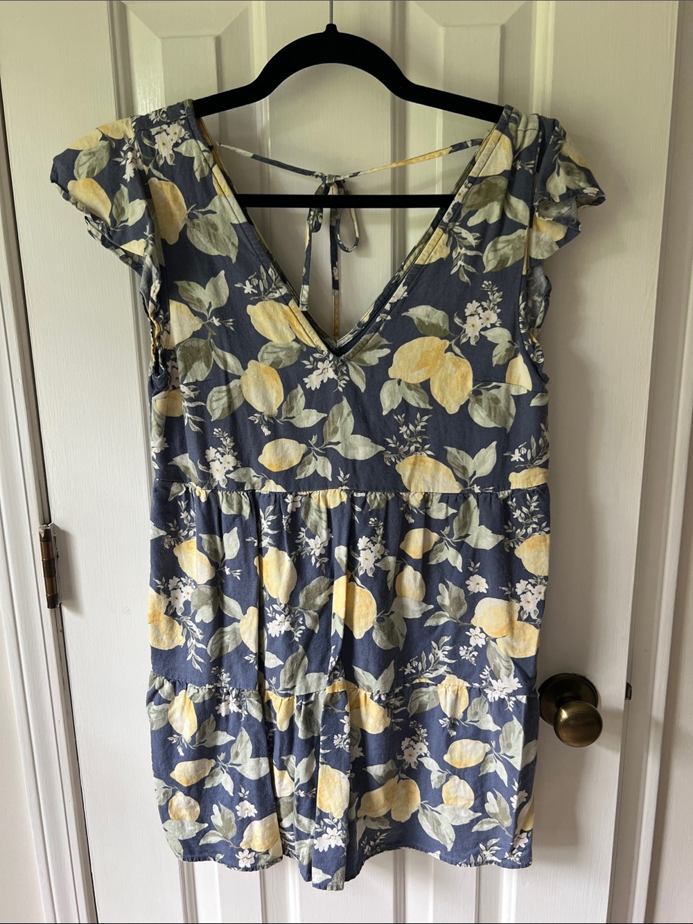 Abercrombie & fitch v-neck lemon sundress XSP